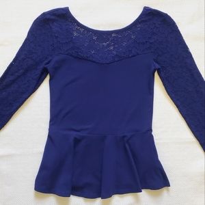 Quarter length sleeve shirt